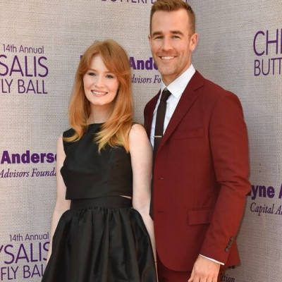 3 μήνες από την απώλεια του James Van Der Beek & η σύζυγος εξήγησε επακριβώς το βάθος της θλίψης