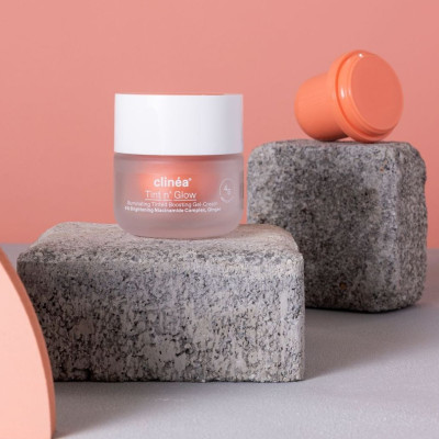 Tint n’ Glow: Η best-seller κρέμα αντιγήρανσης & λάμψης με χρώμα