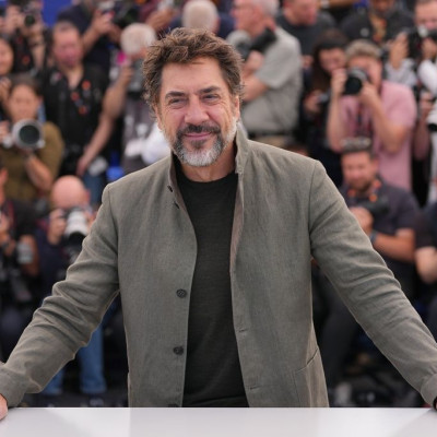 Javier Bardem στις Κάννες: «Σκοτώνουμε γυναίκες επειδή κάποιοι άντρες πιστεύουν ότι τους ανήκουν»;