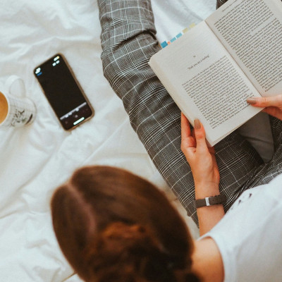 Πανελλήνιες 2026: Πώς θα πείσεις τον έφηβο να κάνει digital detox (χωρίς να γίνει ...μάχη)