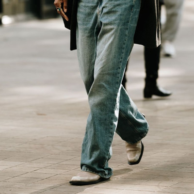 Το απόλυτο styling trick της ανοιξιάτικης σεζόν: Jeans + Flats