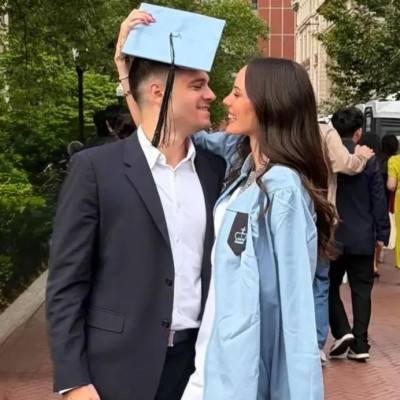 Η Νεφέλη Λιβιεράτου μετά την ορκωμοσία στο Columbia, πήγε το πιο μαγικό ταξίδι με τον σύντροφό της