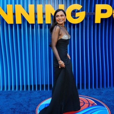 Η Mindy Kaling αποκαλύπτει τον λόγο υγείας πίσω από την απώλεια βάρους της