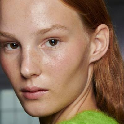 Πώς να καλύψεις τις πανάδες χωρίς τόνους make up;