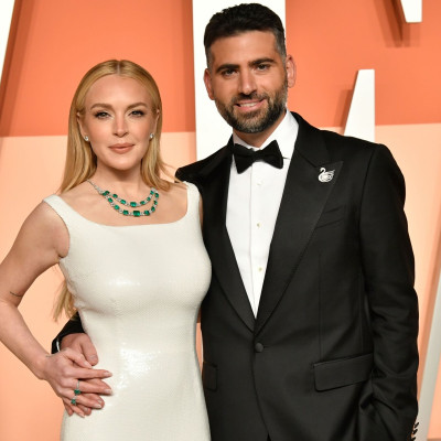 Η φωτογραφία της Lindsay Lohan με τον γιο της, Luai, αποδεικνύει τι σημαίνει απόλυτη ευτυχία στα 40