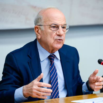 Ο μαχητής της δημοσιογραφίας Νάσος Αθανασίου «έφυγε» από τη ζωή: Η πορεία από τον Τύπο στην πολιτική