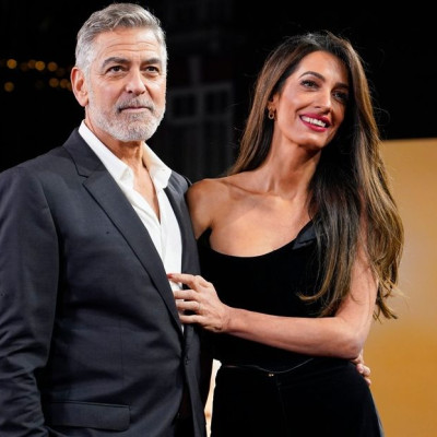 Τα δίδυμα Clooney έγιναν 9 ετών και δεν πιστεύουν ότι ο μπαμπάς τους είναι ο Batman