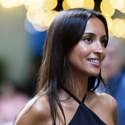 Alexandra Leclerc: Η πιο κομψή εμφάνιση στο Monaco Grand Prix με το απόλυτο half-up χτένισμα