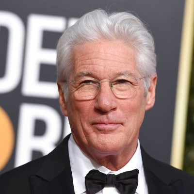 Ο Richard Gere καμαρώνει τον γιο του, Homer, στο Hollywood: «Του παραδίδω τη σκυτάλη»