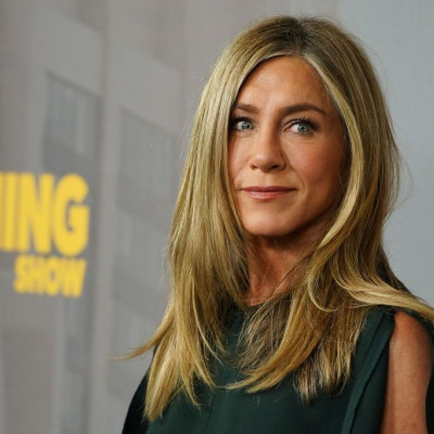 Το minimal σαλόνι της Jennifer Aniston είναι η έμπνευση που χρειάζεται κάθε σπίτι το 2026