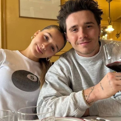 Πώς η επίσκεψη της Harper Beckham στον αδερφό της, Brooklyn ξεκίνησε νέα κόντρα στην οικογένεια