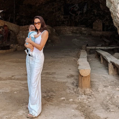 Ευρυδίκη Βαλαβάνη: Η σπάνια φωτογραφία του γιου της και η αποκάλυψη για τους νονούς πριν τη βάφτιση