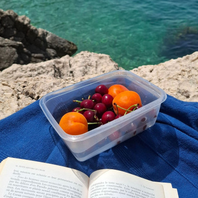 Όχι μόνο το «Bad Summer People»: Αν ψάχνεις βιβλίο για την παραλία, ξεκίνα από αυτές τις 7 προτάσεις
