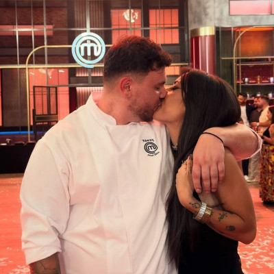 Ο έρωτας που γεννήθηκε στο MasterChef 10 για τον Τάσο και τη Μενεξιά και το πολύτιμο φυλαχτό