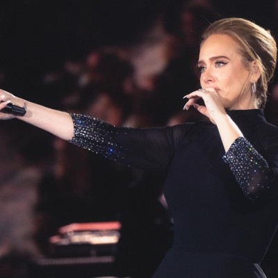 Η σπάνια εξομολόγηση της Adele για τον 13χρονο γιο της και o απρόσμενος τρόπος που δέθηκαν