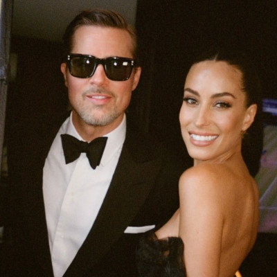 H Ines de Ramon και το «για πάντα» με τον Brad Pitt ήρθε μετά από 4 χρόνια χάρη στον γάμο της Swift