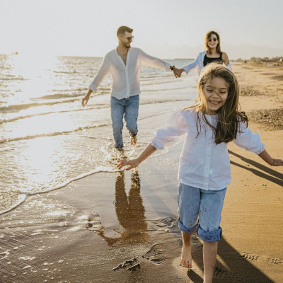 Τι είναι το kidfluence και γιατί αποτελεί την απόλυτη ταξιδιωτική τάση του 2026;