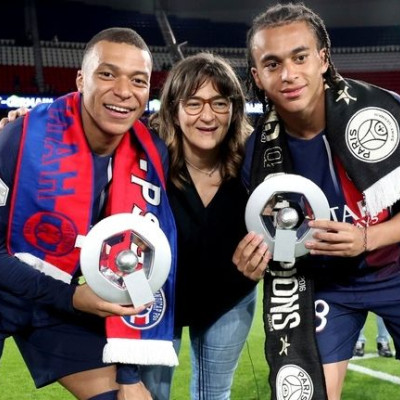 Η μαμά - manager του Kylian Mbappe: Ποια είναι η σκληρή Fayza Lamari που τον έφτασε στην κορυφή