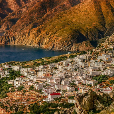 Τα ελληνικά νησιά που αντιμετωπίζουν λειψυδρία: Τι πρέπει να γνωρίζεις αν ταξιδεύεις φέτος