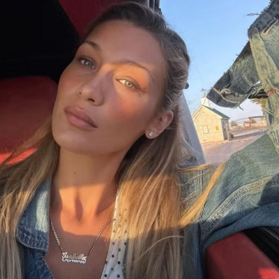 Τα ethereal brows είναι η φορέσιμη εκδοχή των bleached brows και έτσι «φωτίσαμε» το πρόσωπό μας