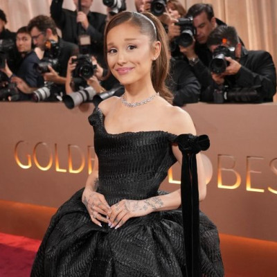 Ποιοι «πολεμούν» την Ariana Grande που αποσύρεται από κάθε εμφάνιση;  Τα σχόλια & οι haters