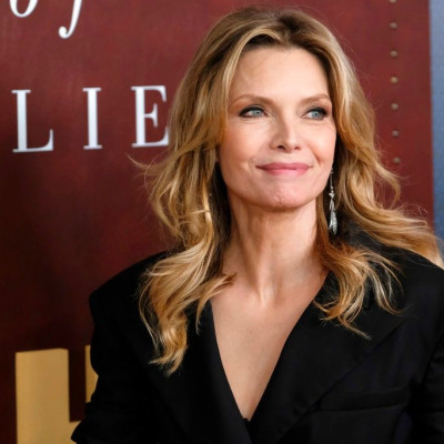 H Michelle Pfeiffer «ρίχνει άκυρο» στον κινηματογράφο και επιλέγει την τηλεόραση