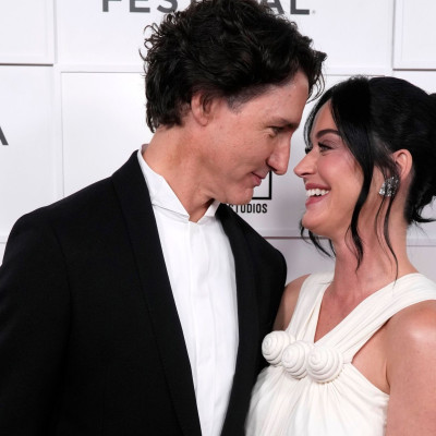 Katy Perry και Justin Trudeau ζουν τον έρωτά τους στην Ελλάδα -Οι τρυφερές στιγμές τους