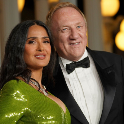 Λίγο πριν γίνει 60, η Salma Hayek έγινε γιαγιά: Η πρώτη φωτογραφία με τον εγγονό της