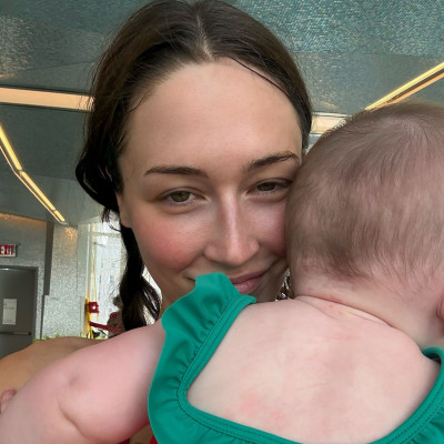Ένα δώρο έφερε το «ευχαριστώ» της Elsie Hewitt στον Pete Davidson μετά τα ups & downs στη σχέση τους