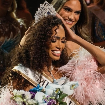 Η Justus Kelley έγραψε ιστορία ως η πρώτη παντρεμένη Miss USA: Η κίνηση που της χάρισε το στέμμα
