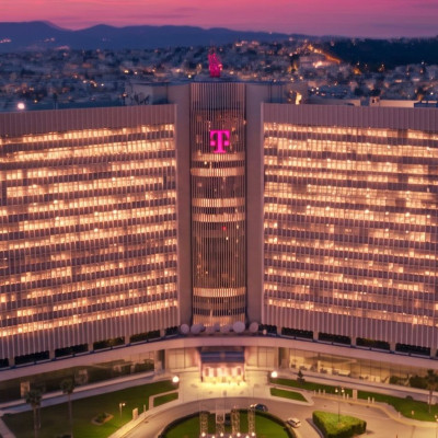 Η COSMOTE TELEKOM εξελίσσεται σε Telekom