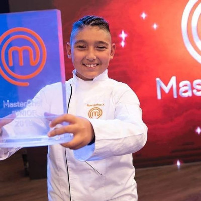 O Κωνσταντίνος Χριστόπουλος, ο νικητής του MasterChef Junior μεγάλωσε κι έχει πια το δικό του μαγαζί