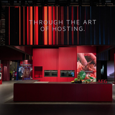 To «The Art of Hosting» ξεκινά από το σπίτι:  Η νέα έρευνα της AEG για τις συνήθειες  φιλοξενίας
