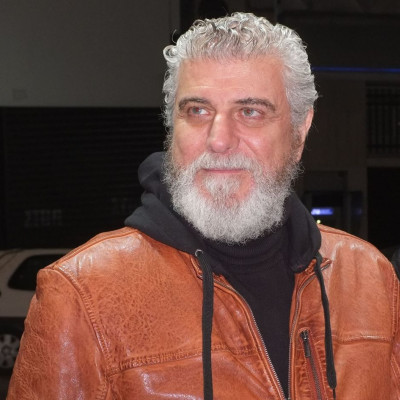 «Κενά μνήμης»: Τα πρώτα πλάνα του Βλαδίμηρου Κυριακίδη σε μία σειρά ορόσημο και έναν ρόλο ζωής