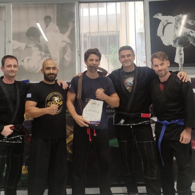 Ο Αποστόλης Τότσικας πήρε την καφέ ζώνη στο Brazilian Jiu-Jitsu κι ας μην τον πιστεύει ο Πανταζάρας