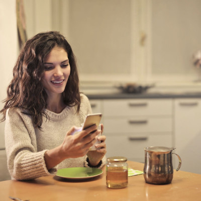Γιατί το Instagram μπλοκάρει περιεχόμενο για την εγκυμοσύνη και τη γυναικεία υγεία;