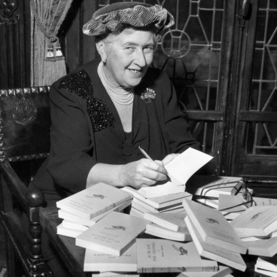 Η Agatha Christie κατάλαβε κάτι για τους ανθρώπους: όλοι υποψιαζόμαστε τους πάντες