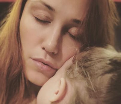 Η Πηνελόπη Αναστασοπούλου μιλάει για τα δύο χρόνια μητρότητας