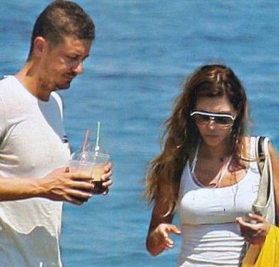 Αντώνης Σροίτερ: Με τους καφέδες στα χέρια και την Μπούκη συντροφιά!