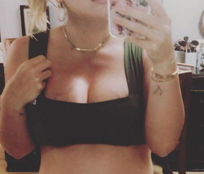 «Η εγκυμοσύνη είναι δύσκολη!» - Η selfie στον καθρέφτη και η εξομολόγηση (pics)