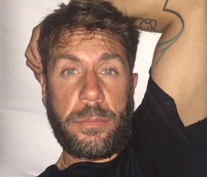 Η βαφτιστήρα του Γιώργου Μαζωνάκη είναι σκέτη γλύκα! Δείτε την τρυφερή φώτο που δημοσίευσε