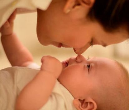 Τρεις λόγοι που η ρουτίνα μπάνιου του μωρού μας είναι η πιο σημαντική της ημέρας