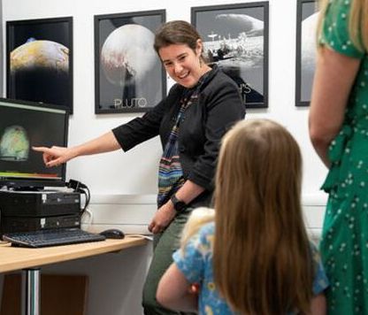 The DOLLcumentary: Η νευροεπιστήμη επιβεβαιώνει τα πλεονεκτήματα του παιχνιδιού με τις κούκλες