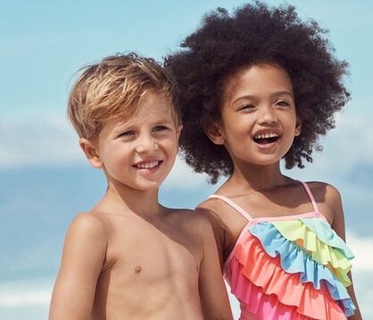 Summer splash: Όσα χρειάζονται τα παιδιά στις καλοκαιρινές βουτιές και τις εξορμήσεις τους