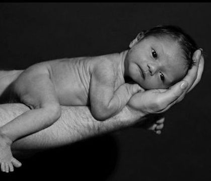 Ο διάσημος ηθοποιός πριν μερικές ώρες έγινε μπαμπάς! Τα νέα ανακοίνωσε στο Instagram