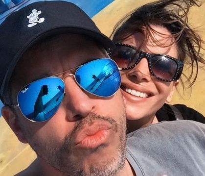 Χάρης Βαρθακούρης: Σύζυγος και κόρες είναι όλες τους κούκλες (pics)