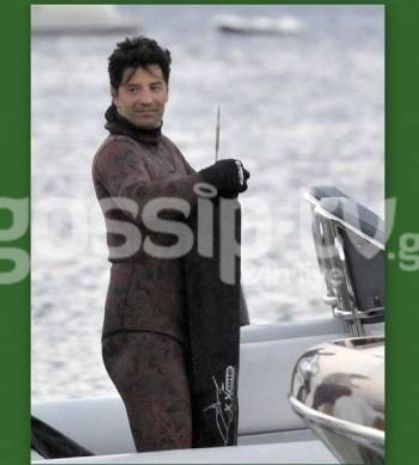 Τι είναι αυτό που φοράει ο Ρουβάς;