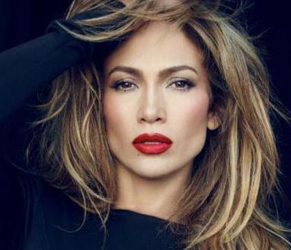 Jennifer Lopez: Το νέο χρώμα των μαλλιών της είναι από τα καλύτερα που έχει κάνει