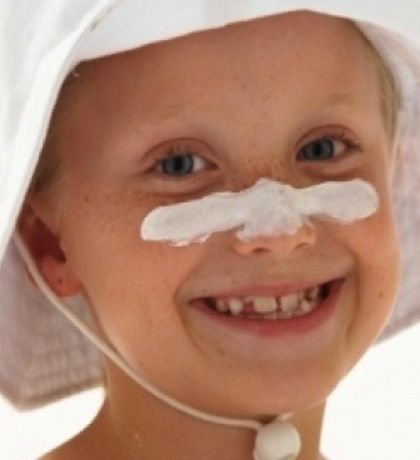 Τεχνικές για να γλιτώσετε τα παιδιά σας από το κάψιμο του ήλιου