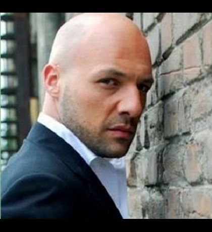 Νίκος Μουτσινάς: «Με παίρνουν για τα δάνειά μου και δεν σηκώνω τηλέφωνα»